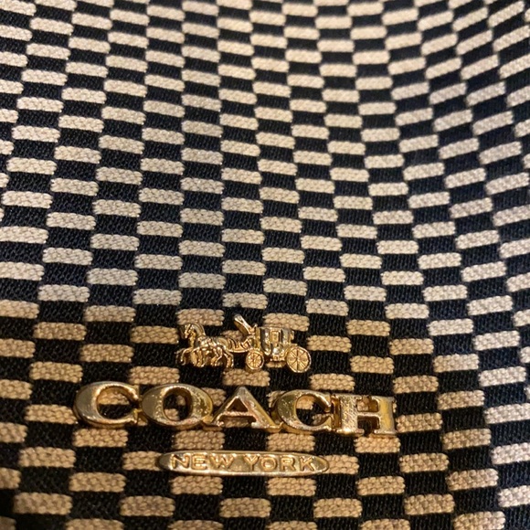 Coach Pebbled Leather and Jacquard Fabric Shoulder bag Legacy collection - Picture 16 of 16